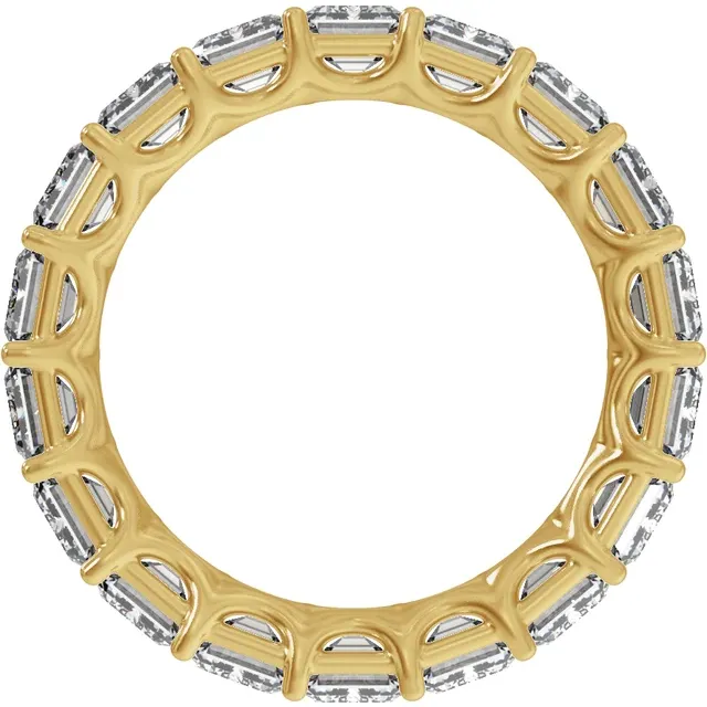 Looking for a custom engagement ring manufacturer? Learn how to find a trustworthy jewelry factory, avoid scams, and get the perfect ring without overpaying.