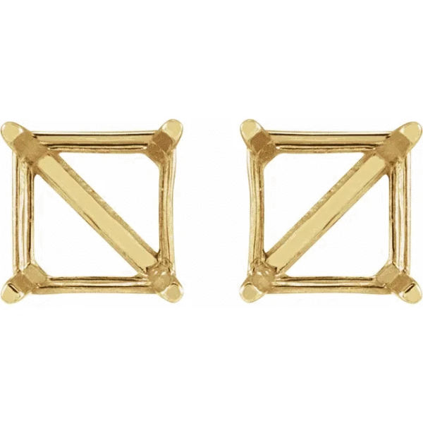 Explore this 5.5 mm square stud earring mounting with 4-prong setting, perfect for creating custom fine jewelry. MOQ one piece, small batch supported.