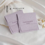 custom microfiber jewelry pouch,jewelry pouch custom,custom jewelry packaging,microfiber suede pouch,jewelry dust bag,custom pouch with logo,jewelry brand packaging,wholesale jewelry pouch,custom accessory pouch,MOQ jewelry packaging