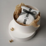 This custom logo jewelry pouch is a practical packaging solution designed for jewelry brands that value simplicity, consistency, and everyday usability. Made from soft cotton fabric, it provides a clean and reliable way to store and protect jewelry pieces such as rings, earrings, bracelets, and necklaces. Rather than acting as decorative packaging, this pouch focuses on function, brand clarity, and efficient order fulfillment across retail and online channels.