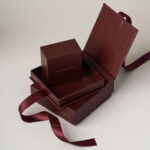 This custom jewelry box supports logo customization, allowing brands to apply their logo for a cohesive packaging experience. In addition, the burgundy color is carefully selected to suit both modern and classic jewelry collections, making it a versatile packaging option for various product lines.