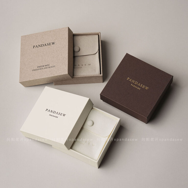 This custom jewelry storage box features a rigid structure and an elegant finish. It provides a secure and professional solution for jewelry branding.