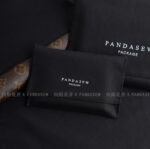 This custom cotton envelope pouch features a sleek design and soft fabric. It provides a natural and secure solution for jewelry branding.