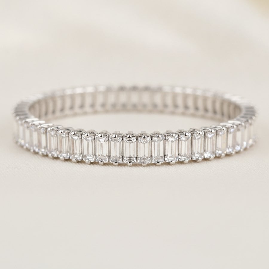 Narrow elongated baguette-cut diamond tennis bracelet — Alpha Jewelry OEM